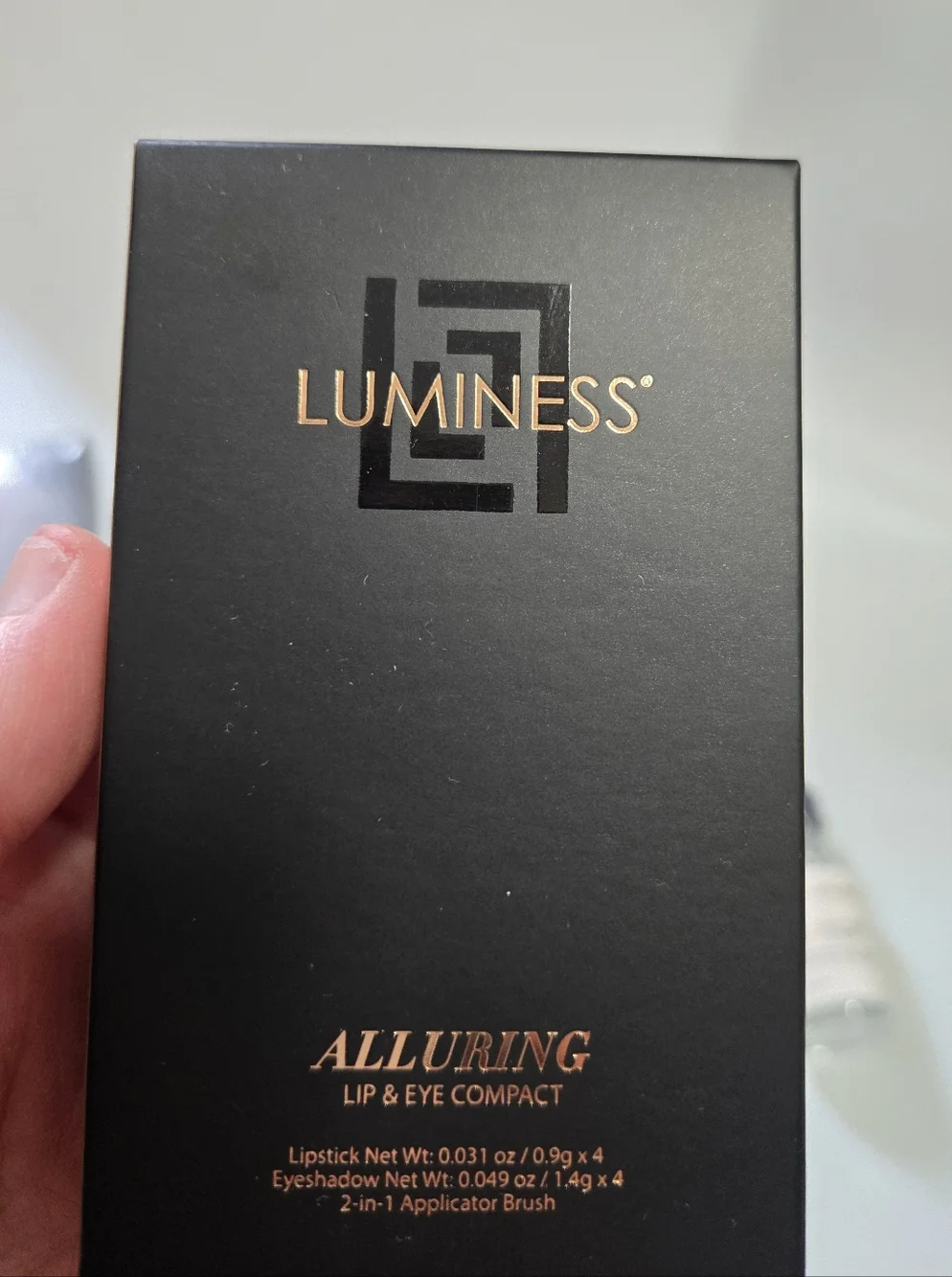 New Sealed Luminess Makeup Airbrush Set Medium Alluring Lip Eye Compact Serum